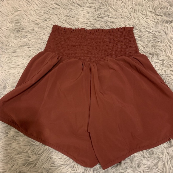 Red Arie high waisted shorts - Picture 2 of 3